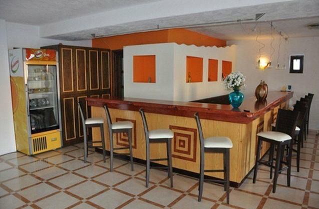 Ilidi Rock Apartments Tílos Restaurace fotografie